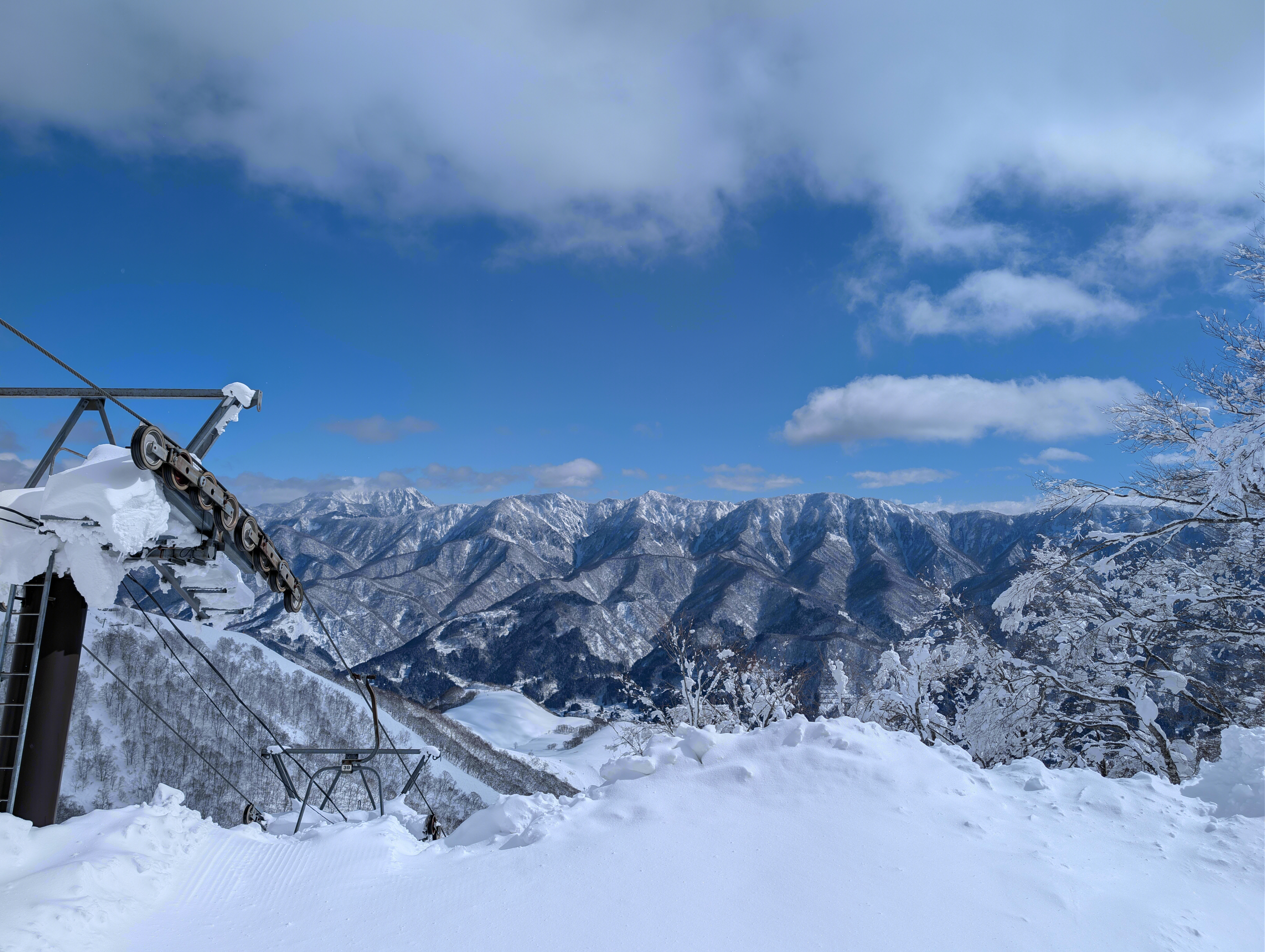 Hakuba